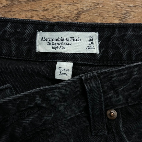 Abercrombie Curve Love (tapered loose) - Picture 3 of 4